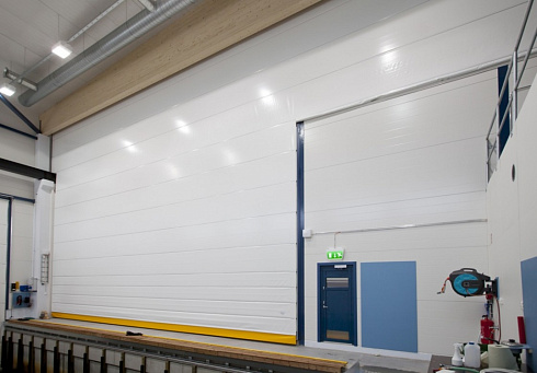 Ворота для мостовых кранов