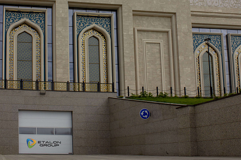 Промышленные секционные ворота SPU F42 Hormann